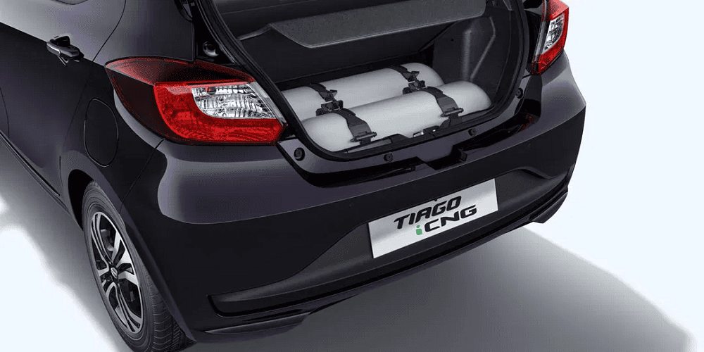 Tata Tiago XZ CNG On Road Price (2025), Full Features & Specs, Images